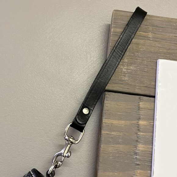 Dooney & Bourke Flap “DB” Wallet Wristlet- approx 6.5”/4.25”/1.25” - Picture 5 of 16